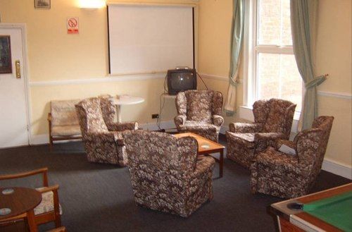 The Pines Guest Accommodation Chippenham  Zewnętrze zdjęcie